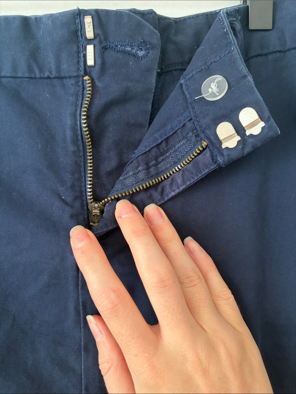 GAP 100% Cotton Dark Navy Cotton Mini Skirt - Picture 2 of 5